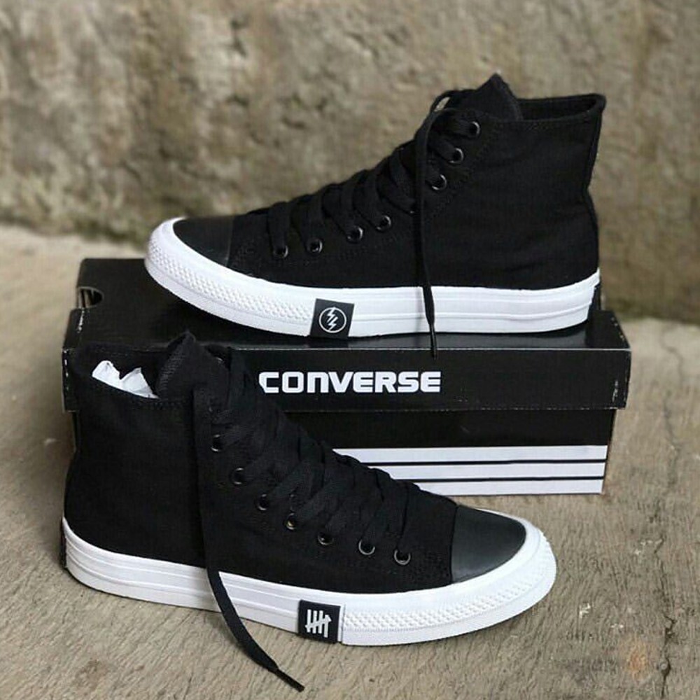 Sepatu Casual Pria Wanita Converse All Star Chuck Taylor Petir Tinggi Sepatu Sekolah Sneakers Hitam 