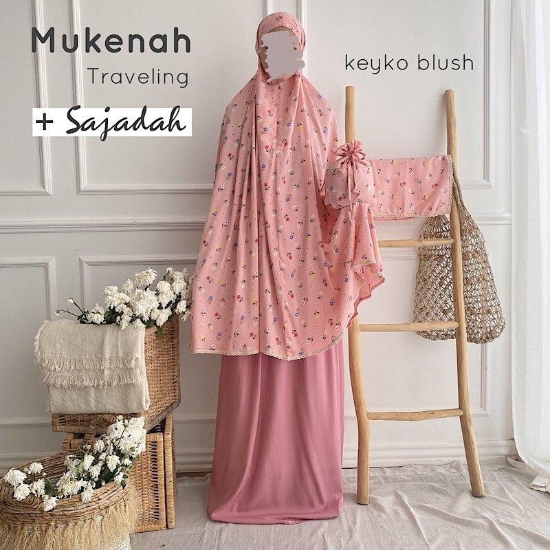 Mukena Traveling Jumbo + Sajadah Mini by Sally Scarf