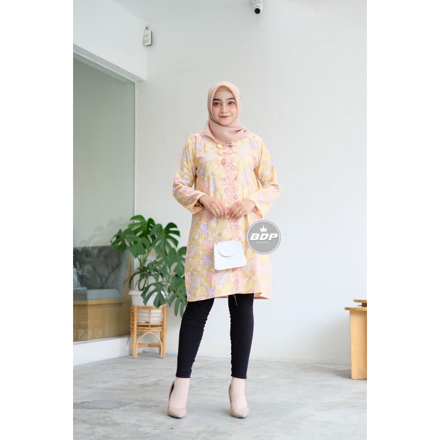Dianputri - Tunik Batik Wanita Kancing depan Lengan Panjang Motif Pastel-4