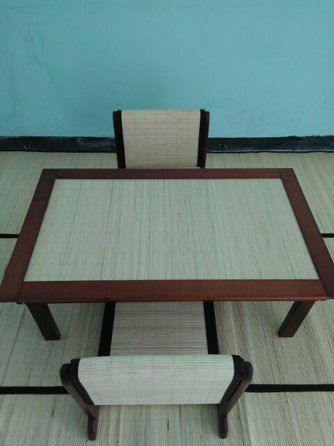 1 Set Meja Lipat Dan Kursi Rotan Saburina Kayu Meranti - Lucky Borneo