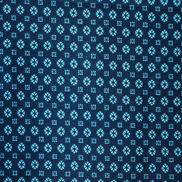 

Tkn 18225 (Harga per 2 Yard)