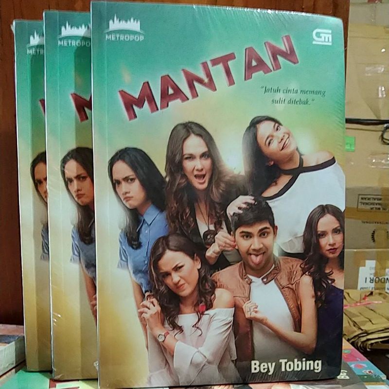 Novel murah original,teenlit,metropop-Mantan