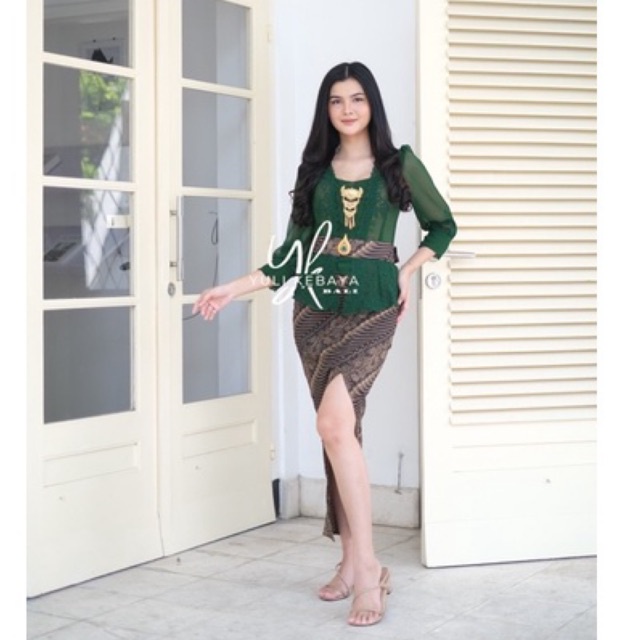 Setelan Kebaya Bali Jadi Bordir Emarld Green | Kebaya Encim