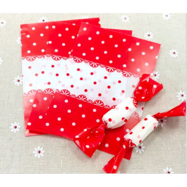 

KERTAS BUNGKUS PERMEN / COKLAT / NOUGAT - PAPER SUGAR POLKA LACE RED