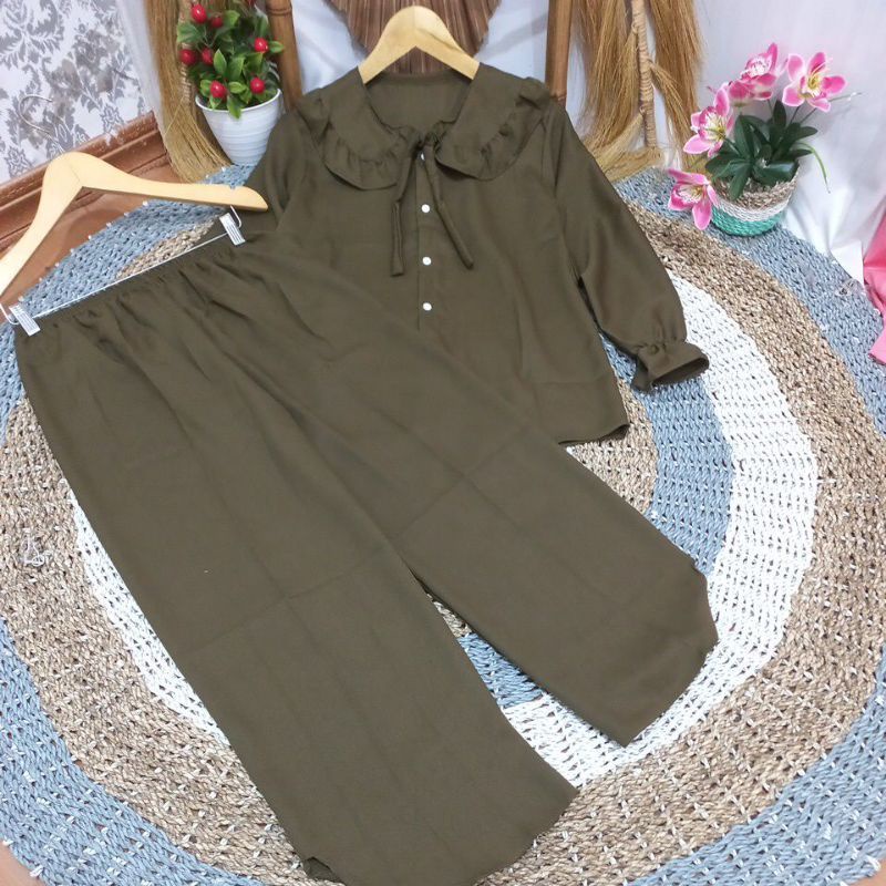 ONE SET OLIVIA//SET OLIVE