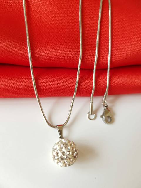 RESTOK Kalung Fashion Bola Permata Gold &amp; Silver Titanium Jewelry