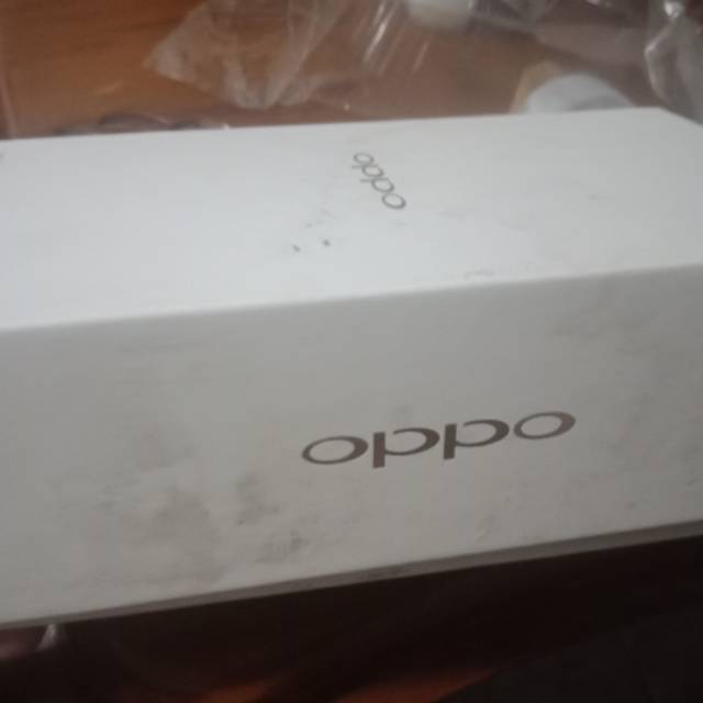 OPPO F5 BEKAS
