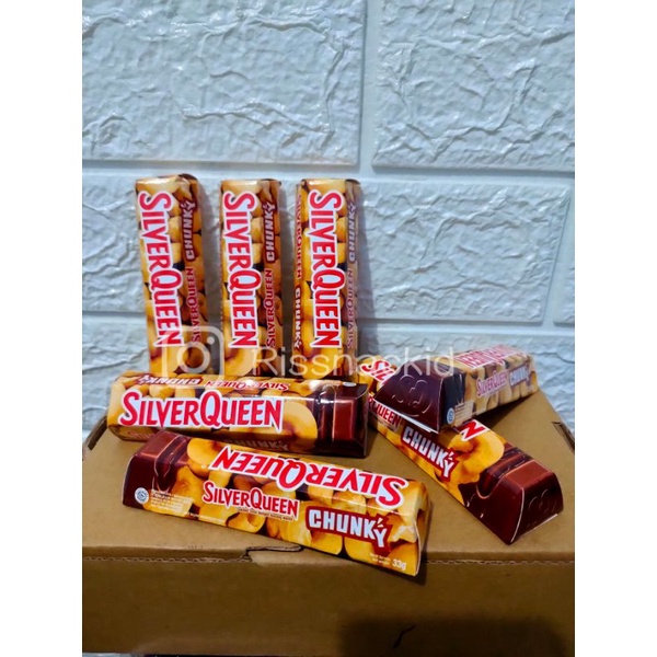 

SILVERQUEEN CHUNKY BAR 33GR // COKLAT SILVERQUEEN