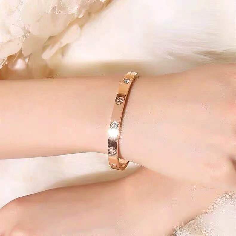 （COD）Gelang Tangan Titanium aksesoris Energi Magnetik Om Mani Padme Hum Untuk Wanita