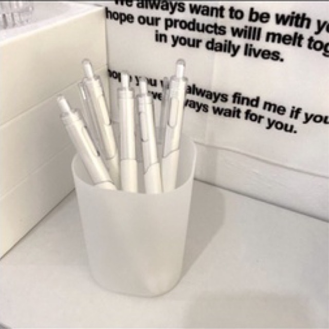 

Pulpen Pena Gel Jelly Broken White Cream Aesthetic / Black Ink Gel Pen Aesthetic MUJI Style Dupe