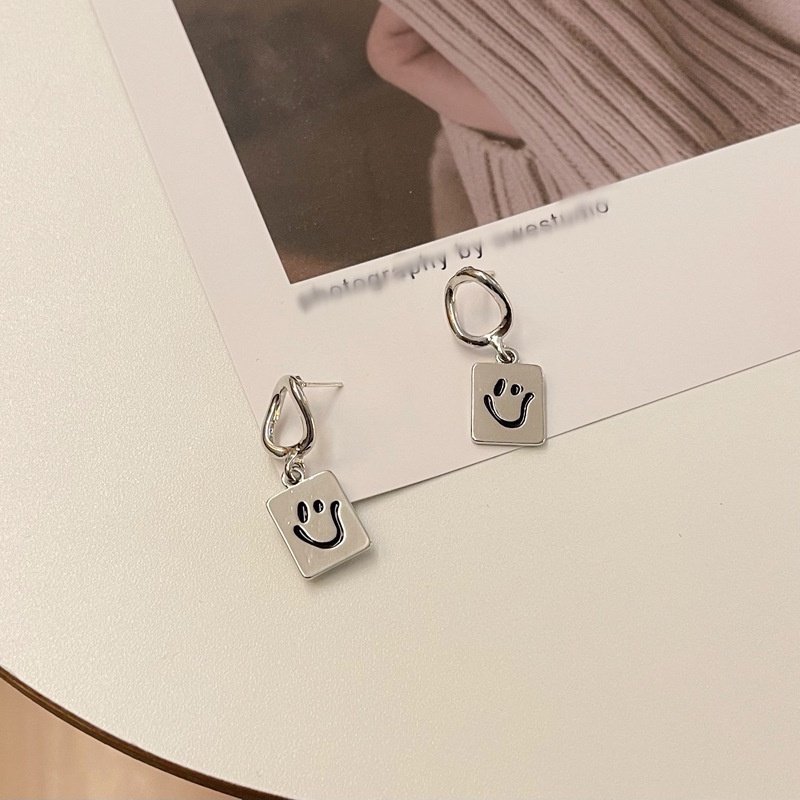 Anting Tusuk Sterling Silver 925 Desain Geometri Smiley Simple Untuk Wanita 4640
