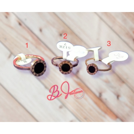 CINCIN MODEL ANGKA ROMAWI BULAT HITAM/ CINCIN TITANIUM/ AKSESORIS WANITA KOREA