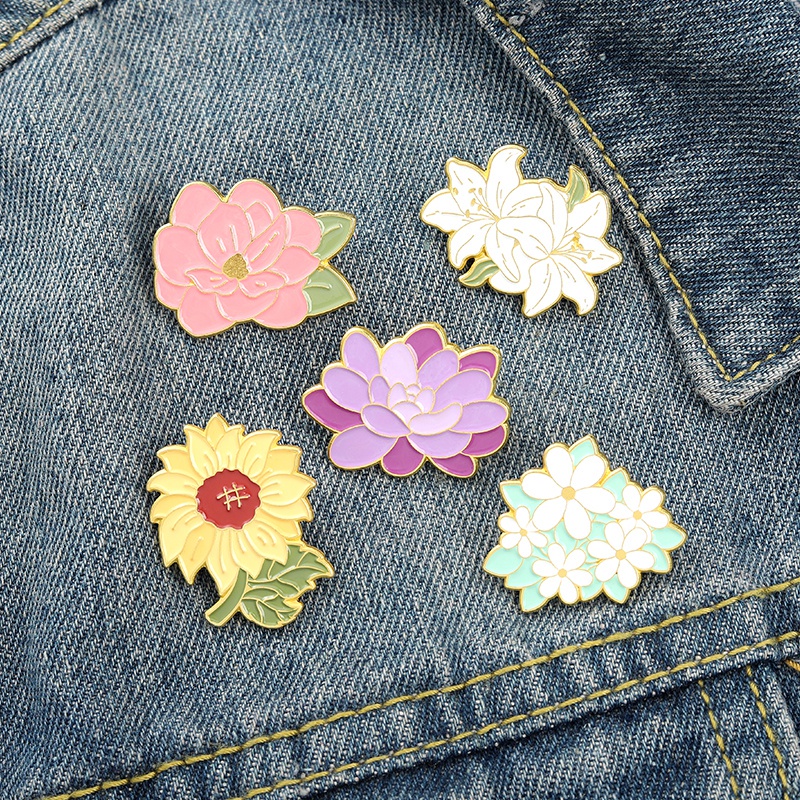 Pin / Bros Bunga Matahari / Lily / Lotus / Daisy / Peach Blossom 5 Model Untuk Aksesoris Wanita