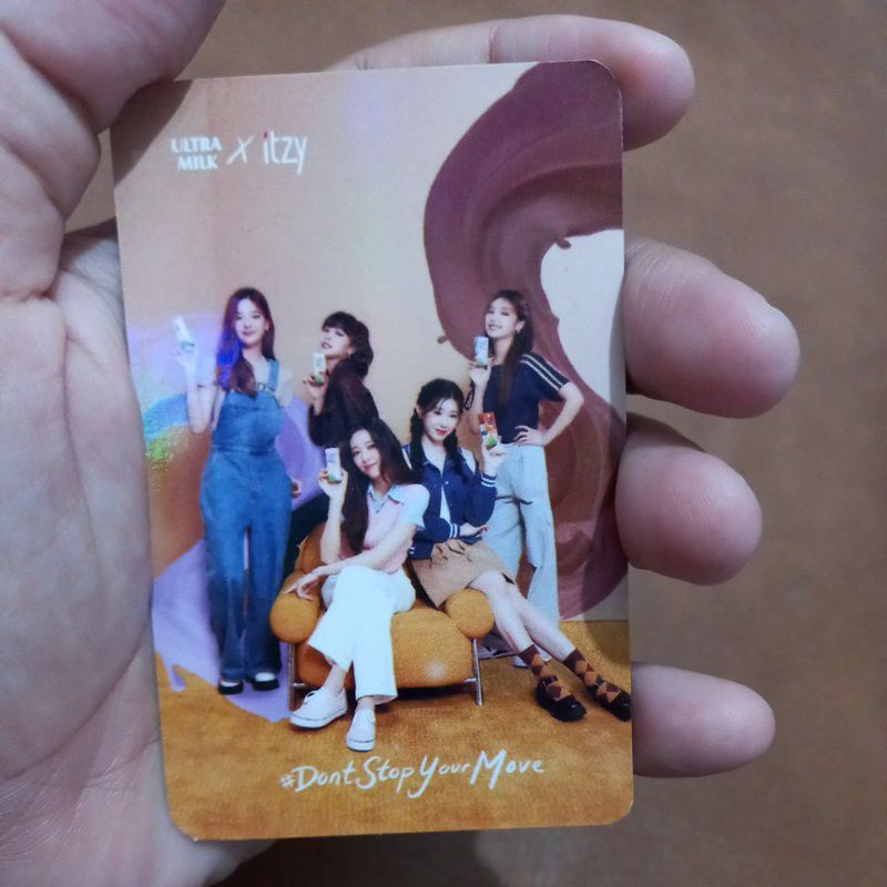 PC HOLOGRAM OFFICIAL ITZY X ULTRAMILK