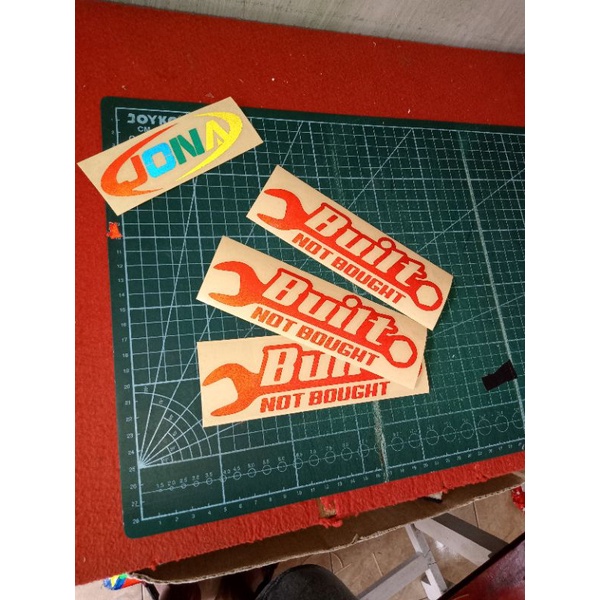 

Stiker otomotif built