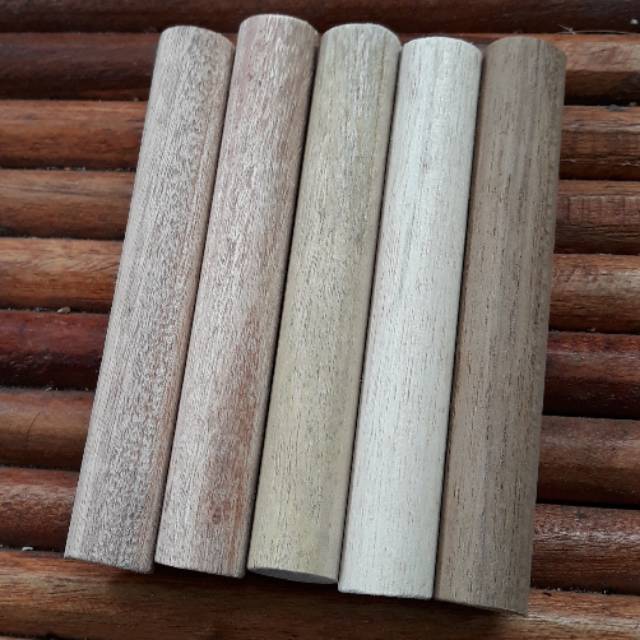 Stik dowel kayu bulat