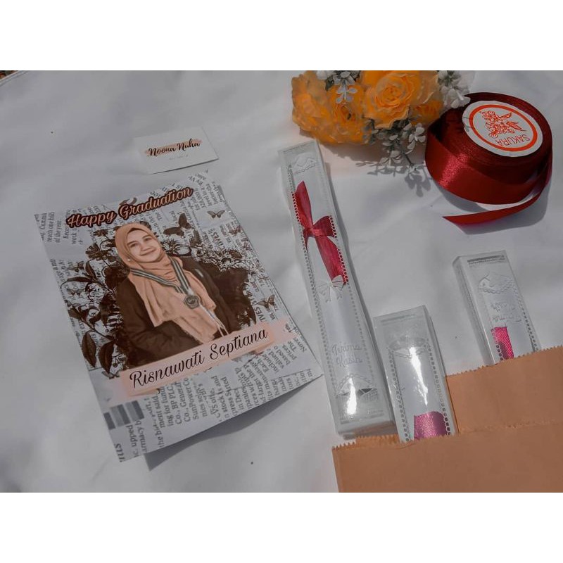 

kado ulang-tahun,wisuda,anniversary,hari ibu,kado sahabat/pacar murah