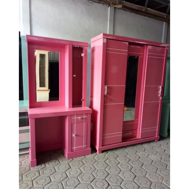 (PAKET) Lemari dan meja rias
