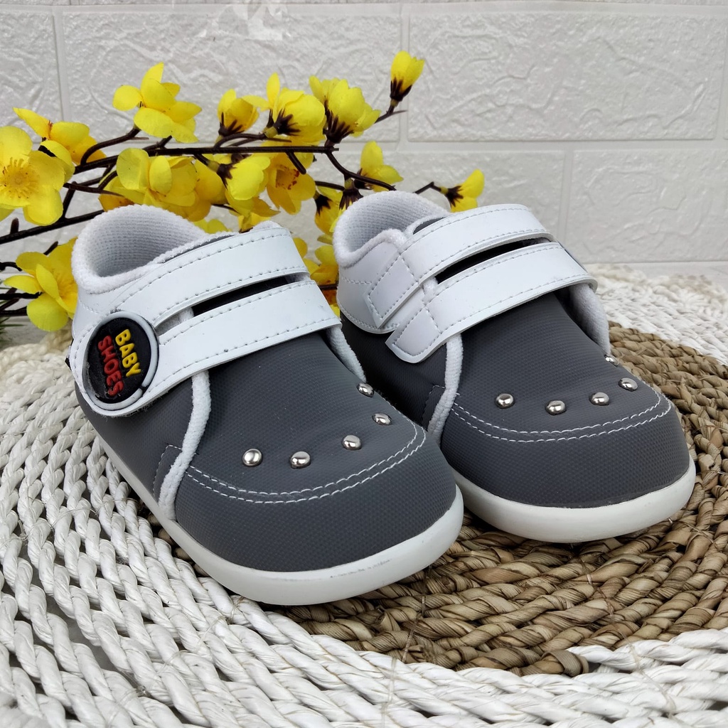 [TAMAN SEPATUKU] SEPATU TRENDY MURAH SNEAKER LUCU ANAK BUNYI USIA 1 2 TAHUN FAX02