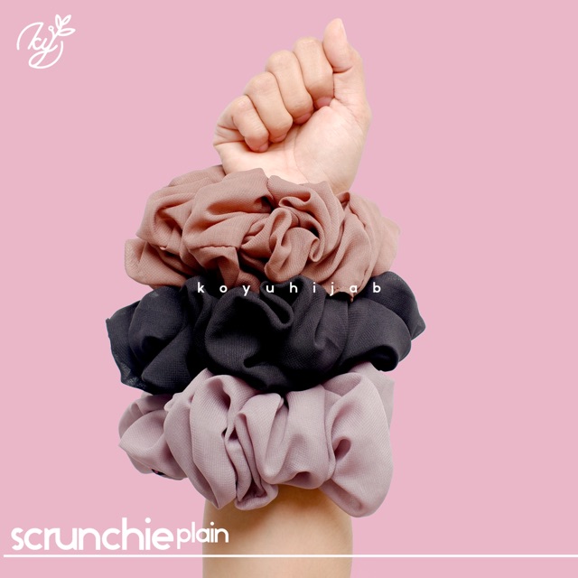 Scrunchie plain MURAH (random)