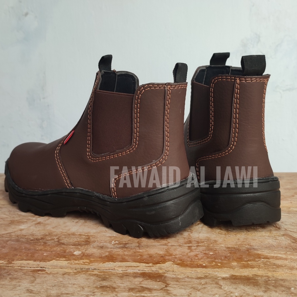 Sepatu Safety Kingshoes Safety Boot Ujung Besi Slip on Kerja Pabrik Proyek Termurah Anti Licin