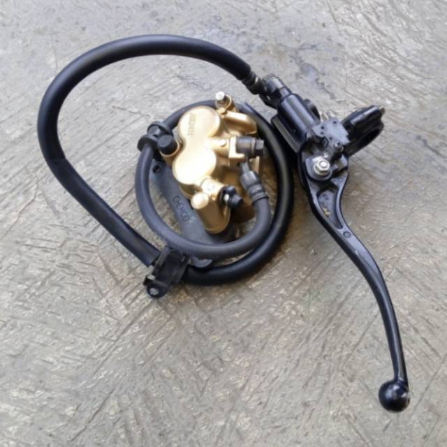Master kaliper depan CBR 150 old karbu Thailand caliper rem cakram kepala babi