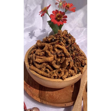 

Keripik usus krispi pedas daun jeruk | USUS CRISPY PEDAS DAUN JERUK