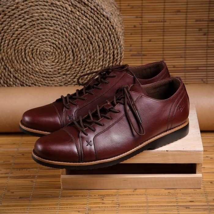 Sepatu Sneakers Tali Pria Casual Kulit Asli Boston Porto Coklat