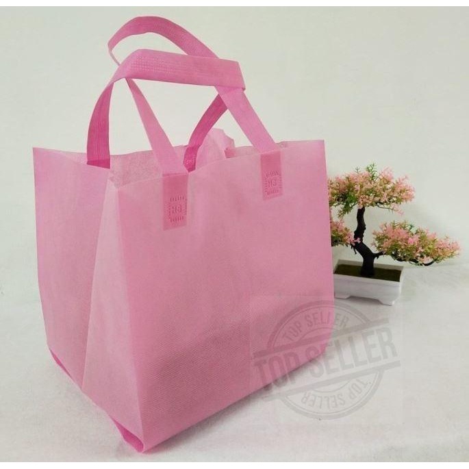 

Goodiebag Tas Kain Box Kue Spunbond 25 Press Untuk Nasi Kotak