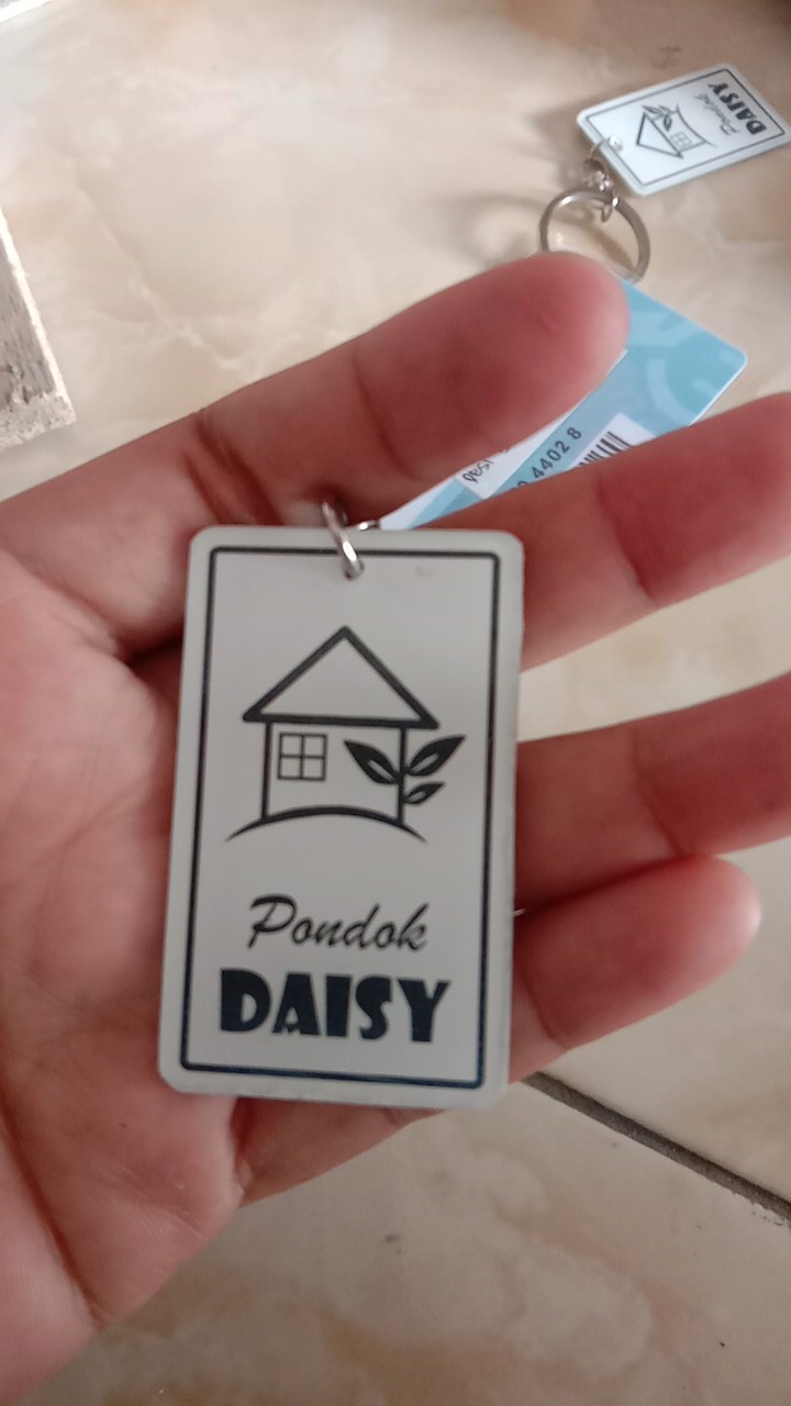 Gantungan Kunci Nomor Kamar Kos Hotel Penginapan Villa Acrilik