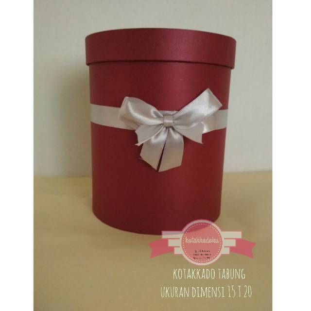 

KOTAK KADO /GIFT BOX/BLOOMBOX diameter 15 Tinggi 18 cm bisa request warna dan Custom ukuran