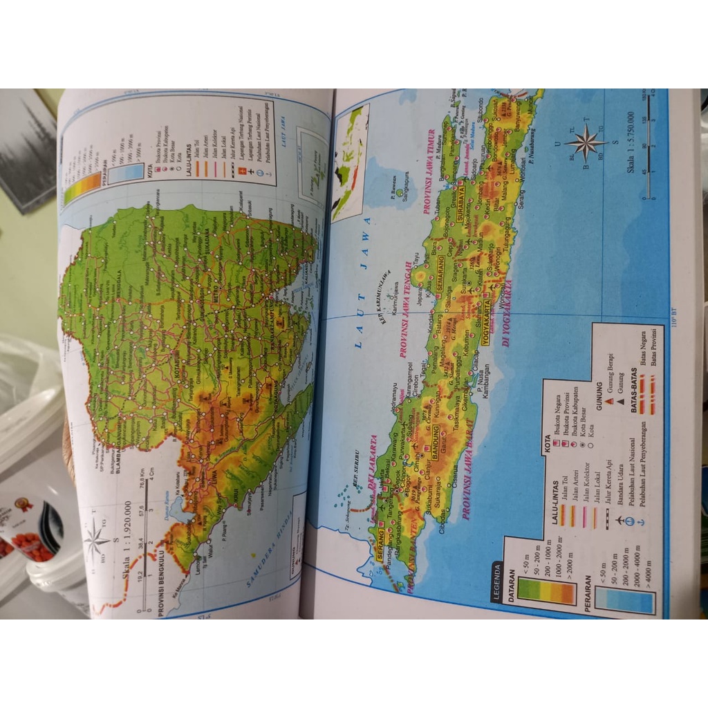 BUKU ATLAS GLOBAL INDONESIA DAN DUNIA TERLENGKAP KERTAS HVS FULL COLOR