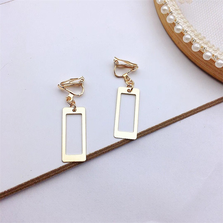 Anting Klip Bentuk Persegi Panjang Geometris Lapis Emas Untuk Wanita