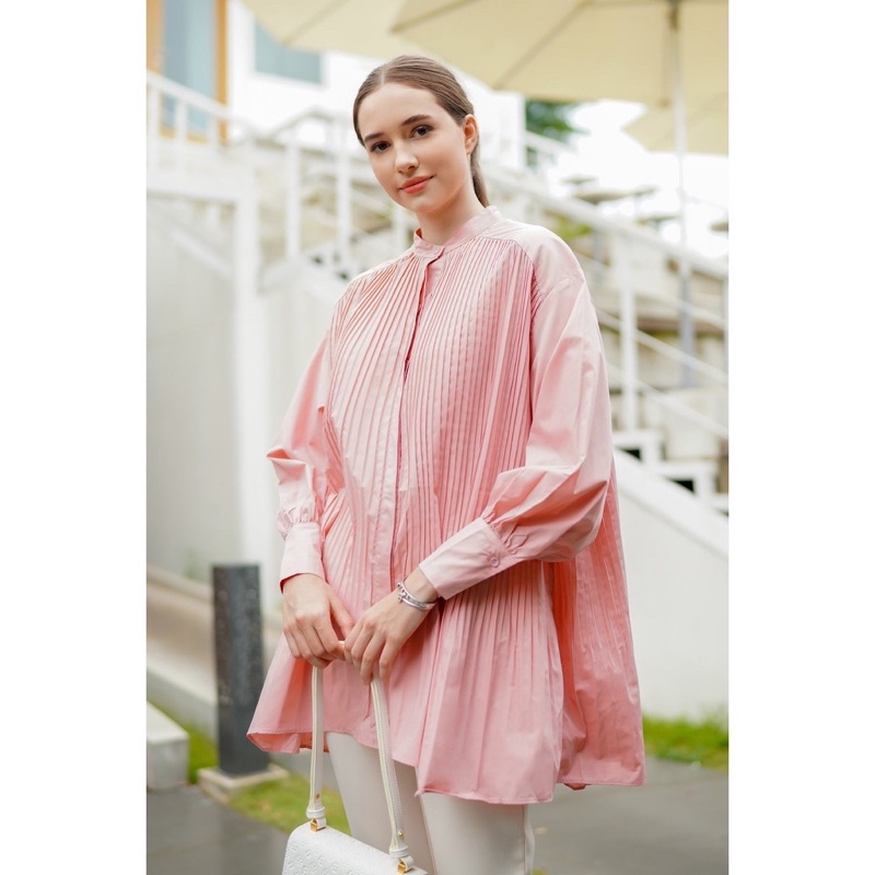Pleated Shirt Benang Jarum Buttonscarves