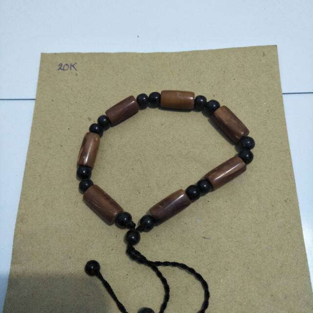 Gelang Kaukkah Khas Kalimantan