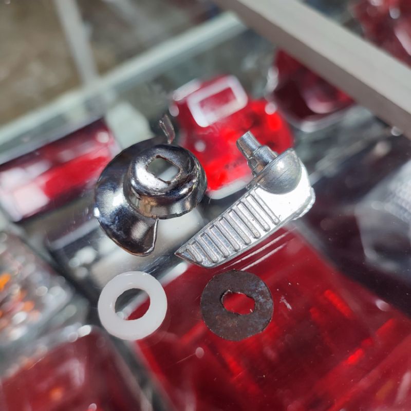 KUNCIAN TUTUP TEPONG VESPA PTS SPESIAL DARLING TUTUP MESIN PTS