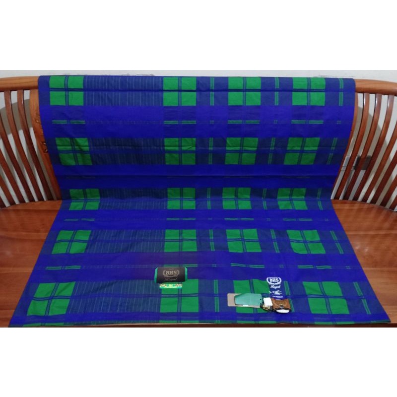 Sarung BHS Royal Sutra mesres  motif KDT Hijau kotak besar