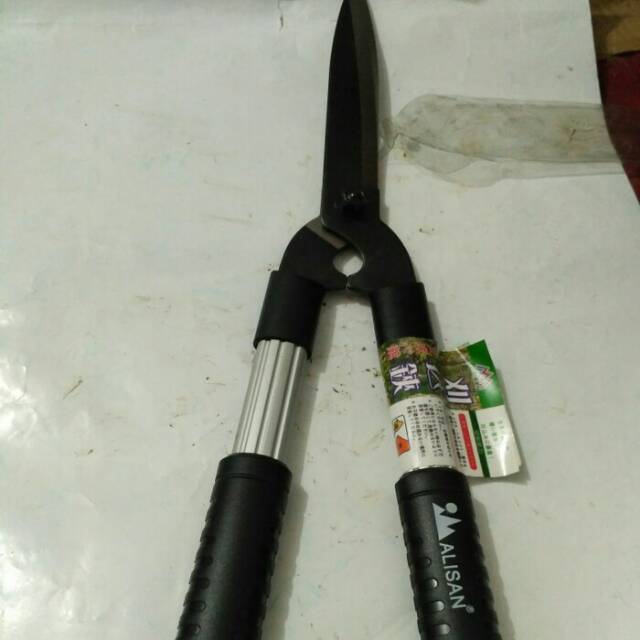 Gunting rumput gunting dahan dua tangan merk ALISAN