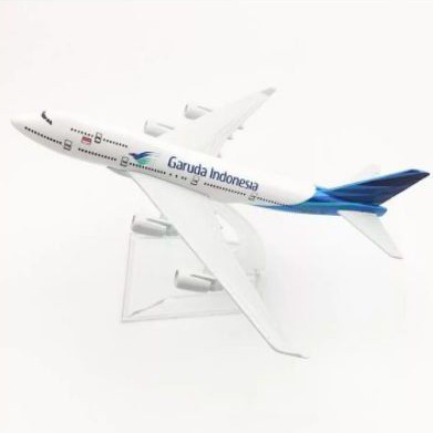 Miniatur Pesawat Garuda Indonesia- Diecast Replika Pajangan Pesawat Garuda