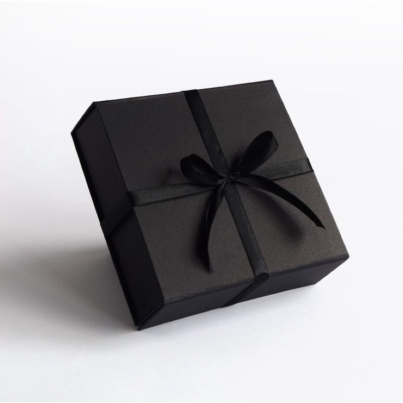 

REQUEST BOX KADO (request buble wrap ya! reject/penyok karena ekspedisi)❤✨