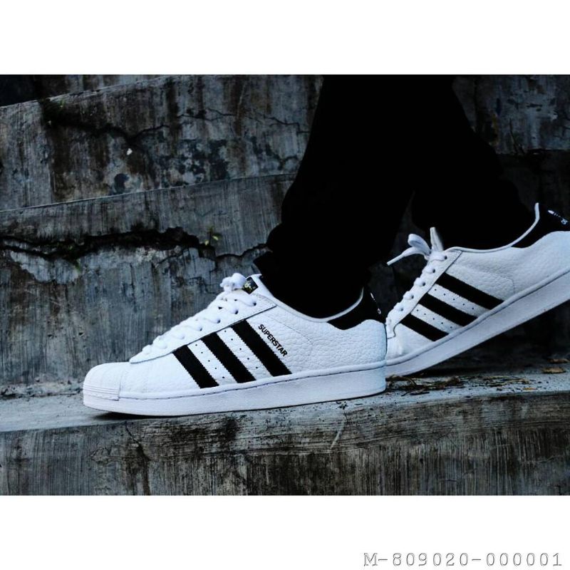 superstar sneaker