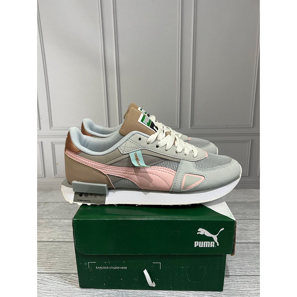 Sepatu Puma Future Rider The Hundreds Soft Metal Marshmallow Women