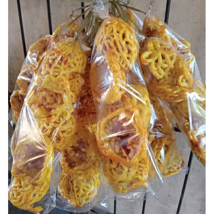 

Kerupuk Mie Pedas Manis Khas Pemalang Asli Bikin Nagih