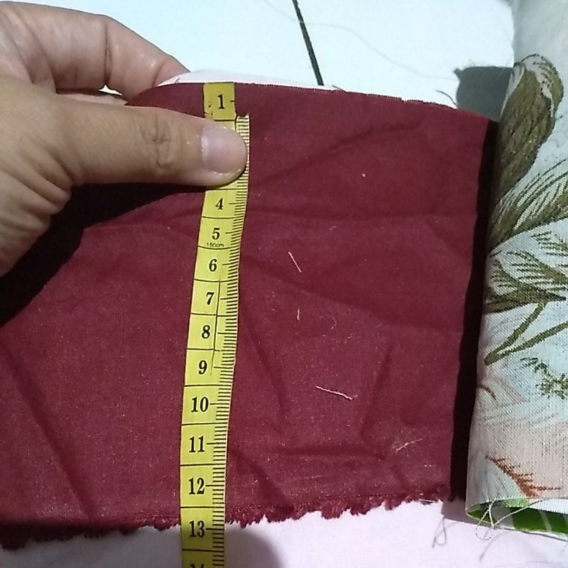 1Kg Perca Kain Katun Lebar 7cm++ Motif Random