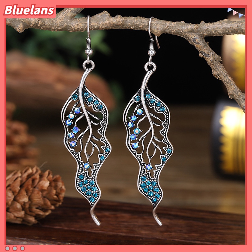 1 Pasang Anting Kait Bentuk Daun Aksen Berlian Imitasi Tahan Lama Untuk Pernikahan