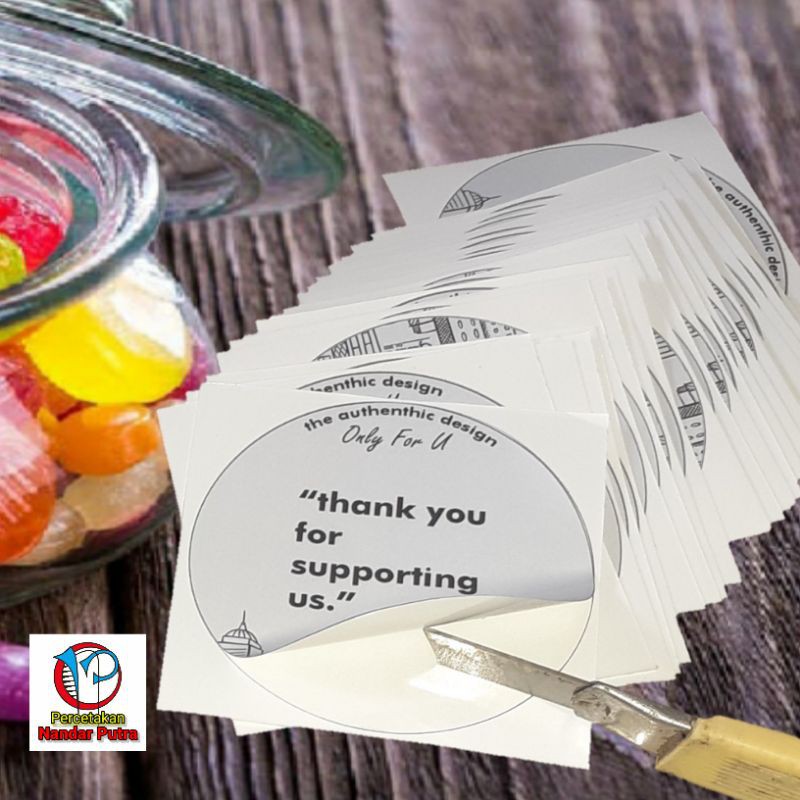 

Cetak Stiker vinnil a3+ cutting sesuai bentuk/Cetak stiker kemasan