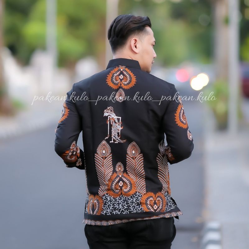 Batik Premium Pria Slimfit 014 || Motif Wayang Wulu Hitam