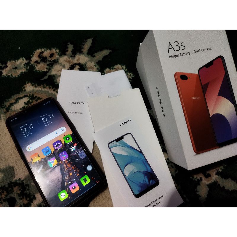 Handphone Oppo A3S RAM 2 GB ORI Second rasa baru