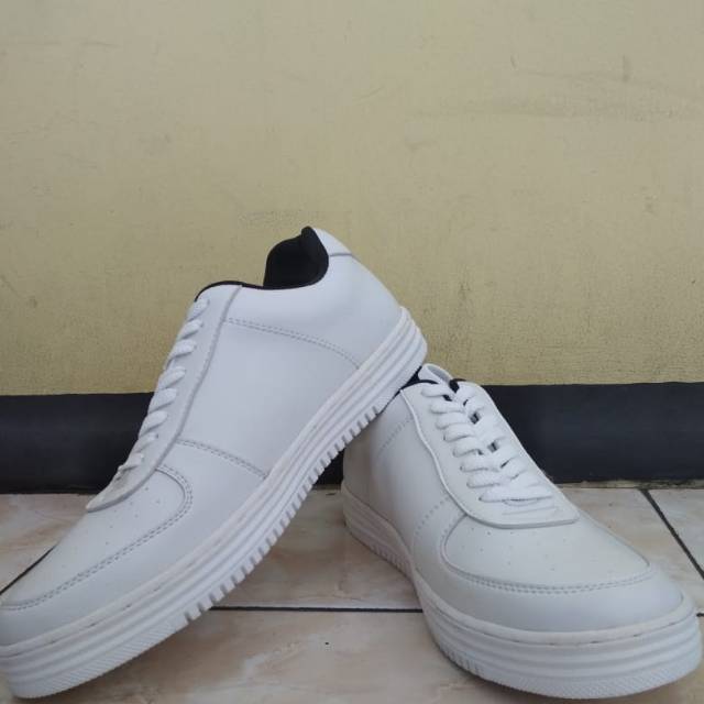 Sepatu Sneaker NAH Project