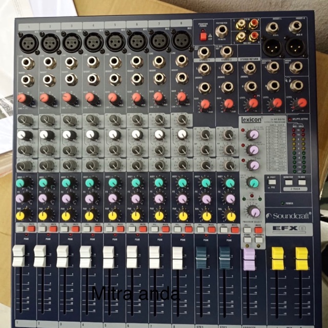 Mixer soundcraft efx8